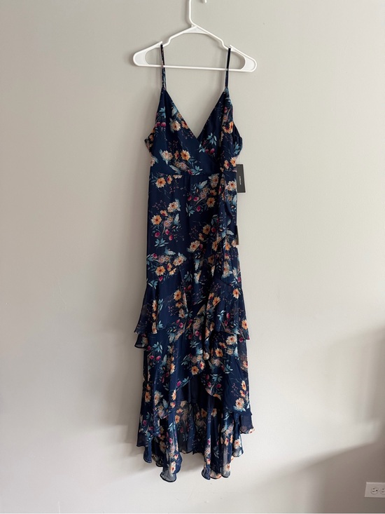 Lulus Dresses & Skirts - Floral maxi dress